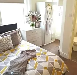 Room 7